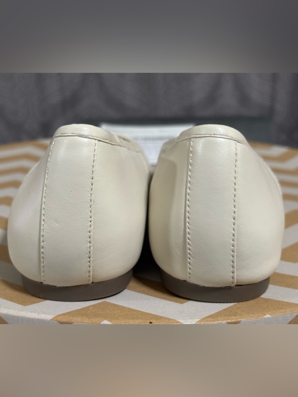 Vionic Orinda Square Toe Ballet Flat 
Size 6 NEW - Picture 8 of 17